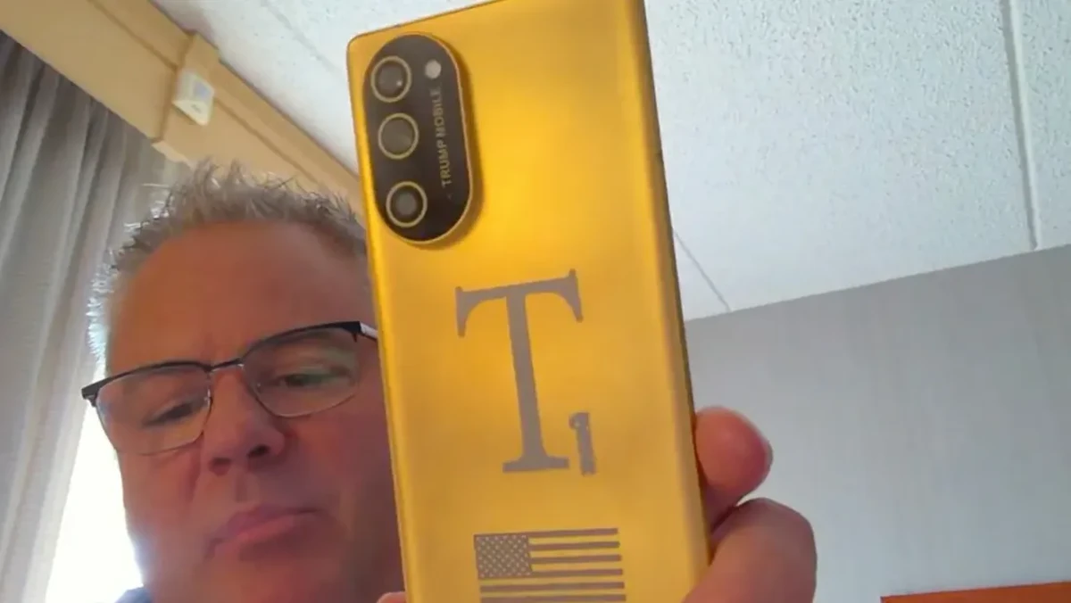 HP 'Made in America' Buatan Trump Segera Rilis, Begini Wujudnya