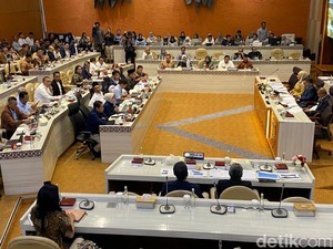 Purbaya Minta Pembaruan Data PBI BPJS Tak Bikin Ribut: Kayak Konyol Kita!