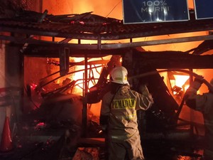 Kebakaran Hanguskan 16 Rumah di Bangka Jaksel, Kerugian Capai Rp 2,9 M