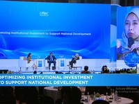 Video: Menuju Ekonomi 5,4%, Apa Peran Sektor Keuangan & Perbankan?