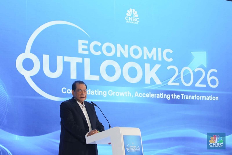 Chairman &amp; Founder CT Corp, Chairul Tanjung saat menyampaikan sambutan dalam acara Economic Outlook 2026 dengan tema