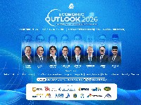 Live Now! Kupas Peluang & Tantangan Ekonomi RI di Tahun Kuda Api