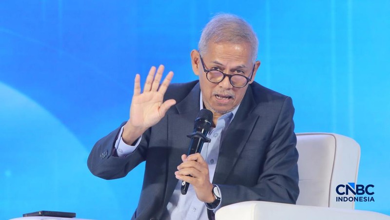 Chairman & Founder CT Corp, Chairul Tanjung saat menyampaikan sambutan dalam acara Economic Outlook 2026 dengan tema 