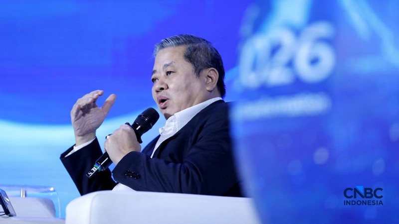 Suasana Diskusi panel sesi kedua dalam acara Economic Outlook 2026 dengan tema 