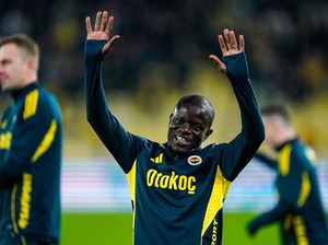 Kante Masih Sama Seperti Dulu, Suka Malu-malu