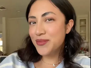 Pose Senyum Andalan Milenial Diledek Gen Z dan Alpha, Kamu Gini Juga?