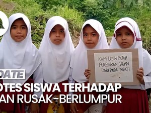 Siswa SD Sukabumi Protes: Kami Lebih Butuh Perbaikan Jalan Daripada MBG