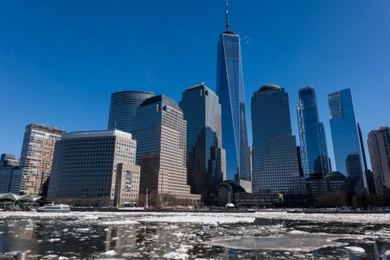 NEW YORK, NEW YORK - FEBRUARY 09: Ice floes cover part of the Hudson River along the Manhattan shoreline as New York City continues to experience frigid temperatures on February 9, 2026, in New York City. Some ferry services have been cancelled, and the remaining boats have had to add up to 20 minutes on routes to and from New Jersey to navigate the ice.   Spencer Platt/Getty Images/AFP (Photo by SPENCER PLATT / GETTY IMAGES NORTH AMERICA / Getty Images via AFP)