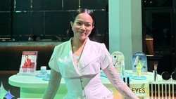 Video: 3 Makeup Wajib Yura Yunita, Apa Aja Sih?