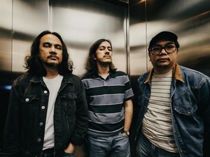 Pelarian Terbaru Kelompok Penerbang Roket