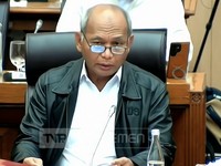 Kepala Satuan Kerja Khusus Pelaksana Kegiatan Usaha Hulu Minyak dan Gas Bumi (SKK Migas), Djoko Siswanto saat mengikuti rapat kerja dengan Komisi XII DPR RI di Jakarta, Rabu (11/2/2026). (Tangkapan Layar Youtube/TVR Parlemen)