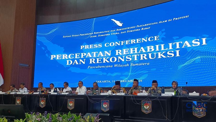 Konferensi Pers Percepatan Rehabilitasi dan Rekonstruksi di Kantor Kementerian Dalam Negeri (Kemendagri), Jakarta, Rabu (11/2/2026). (CNBC Indonesia/Martya Sari Rizki)