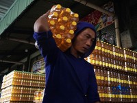 Cegah Kelangkaan & Harga Minyakita Naik, Amran Buka Opsi 100% Via BUMN