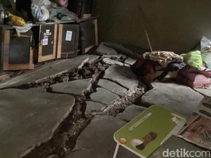 Curhat Warga Jangli Diteror Tanah Gerak: Kalau Mendung Atine Ora Tenang