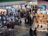 Ledakan Pengunjung Pasar Tanah Abang Gara-gara Gamis Bini Orang