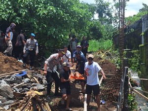 Kronologi 3 Pekerja Proyek di Gianyar Tertimbun Longsor-1 Tewas
