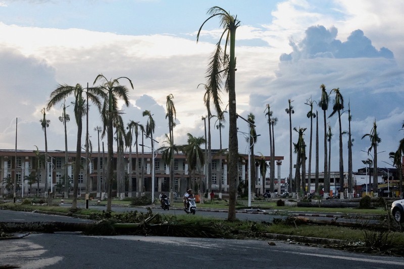 A general view shows damage after Cyclone Gezani tore through the port city of Toamasina, Madagascar, February 11, 2026. REUTERS/Zo Andrianjafy   TPX IMAGES OF THE DAY