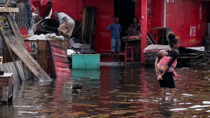 A general view shows damage after Cyclone Gezani tore through the port city of Toamasina, Madagascar, February 11, 2026. REUTERS/Zo Andrianjafy   TPX IMAGES OF THE DAY