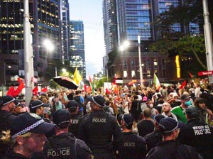 Pemimpin Komunitas Muslim Sydney Desak Permintaan Maaf Atas Perlakuan Kasar Polisi