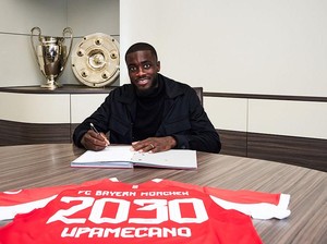Dayot Upamecano Perpanjang Kontrak di Bayern sampai 2030