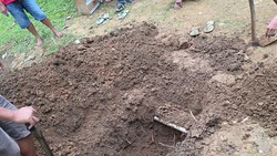 Makam yang Diinjak Konten Kreator Mak Daster Dibongkar, Ini Isinya