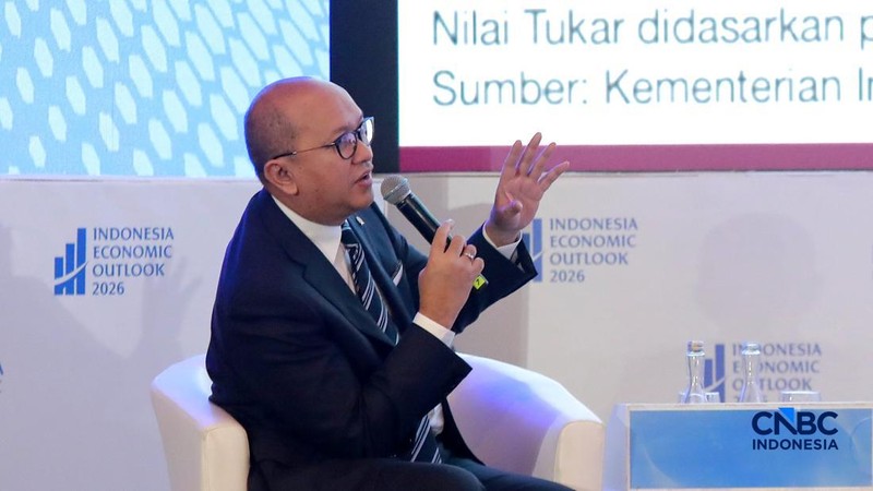 Presiden Prabowo Subianto menyampaikan sambutan dalam Indonesia Economic Outlook 2026 di Gedung Danantara, Jakarta, Jumat (13/2/2026). (CNBC Indonesia/Muhammad Sabki)