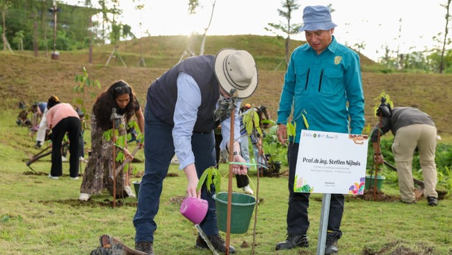 Rombongan Kampus Terkenal Belanda ke IKN, Reaksinya Tak Terduga