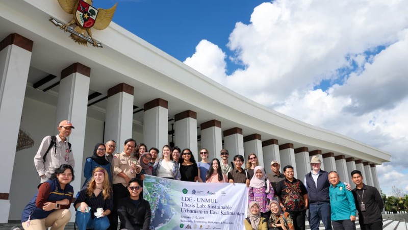 kerja sama akademis antara Otorita Ibu Kota Nusantara, Leiden&ndash;Delft&ndash;Erasmus Universities (LDE), dan Universitas Mulawarman, Otorita IKN membuka ruang pembelajaran langsung bagi generasi muda di Auditorium Kantor Balai Kota Otorita IKN, KIPP Nusantara, Kamis (5/2/2026). (Dok IKN)