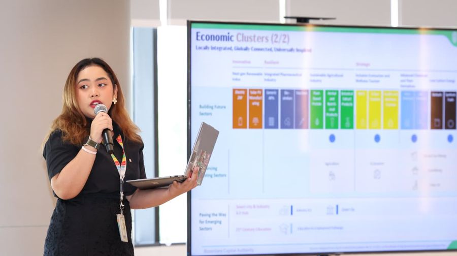 kerja sama akademis antara Otorita Ibu Kota Nusantara, Leiden&ndash;Delft&ndash;Erasmus Universities (LDE), dan Universitas Mulawarman, Otorita IKN membuka ruang pembelajaran langsung bagi generasi muda di Auditorium Kantor Balai Kota Otorita IKN, KIPP Nusantara, Kamis (5/2/2026). (Dok IKN)