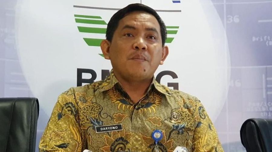 Pemerhati gempa bumi dan tsunami, Daryono, mengundurkan diri dari BMKG. Daryono juga mengajukan pensiun dini. (Eva-detikcom)