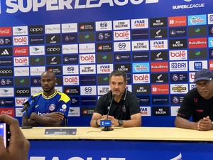 Puja-puji Pelatih Arema Usai Tim Hajar Semen Padang 3-0