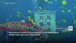 Video: Atraksi Barongsai Bawah Laut Sambut Kemeriahan Tahun Baru Imlek