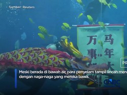 Video: Atraksi Barongsai Bawah Laut Sambut Kemeriahan Tahun Baru Imlek
