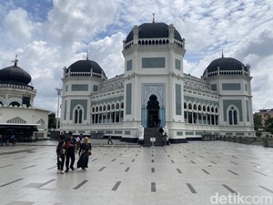 5 Rekomendasi Wisata Religi di Medan yang Cocok Dikunjungi Saat Ramadan