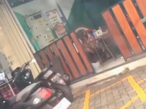 Viral Sejoli Mesum Siang Bolong di Tempat Terbuka Bondowoso