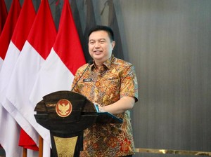 Pelantikan APDESI, Kemendagri Ingatkan Pentingnya Bekerja untuk Masyarakat