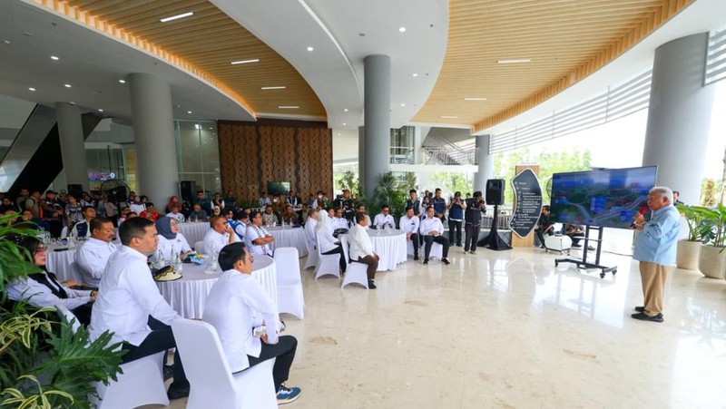 Komisi VI DPR RI menyampaikan dukungan kuat terhadap pembangunan Ibu Kota Nusantara (IKN) dengan meninjau langsung progres pembangunan IKN Tahap II pada Kamis (29/01/2026). (Dok. Humas Otorita IKN)