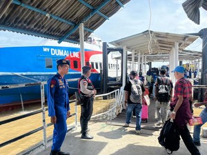 Penumpang Padati Pelabuhan Saat Imlek, Polres Meranti Pastikan Aman