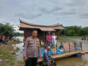Polres Kampar Amankan Upacara Adat Sambut Ramadan Balimau Kasai