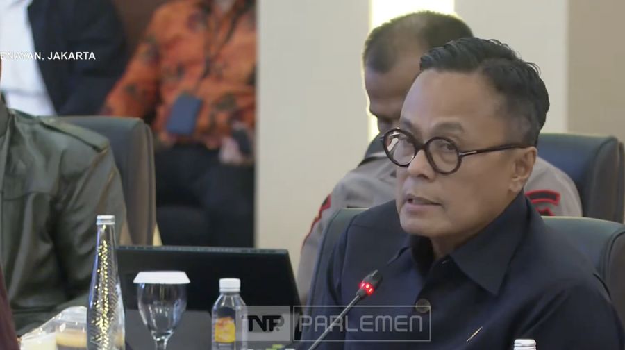 COO Danantara, Dony Oskaria saat mengikuti Rapat Koordinasi dengan Pimpinan DPR RI terkait Satgas Pemulihan Pasca Bencana Sumatera di Komplek Parlemen, Jakarta, Rabu (18/2/2026). (Tangkapan Layar Youtube/TVR Parlemen)