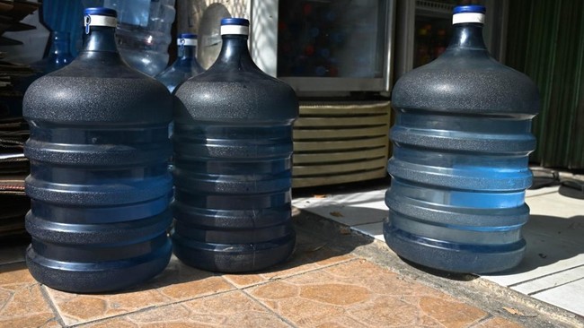 DPR Soroti Bahaya Galon Tua, BPKN: Produsen Harus Tarik dari Peredaran