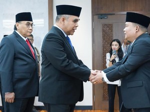 Gantikan Mukhtarudin, Bias Layar Dilantik sebagai Anggota PAW MPR RI