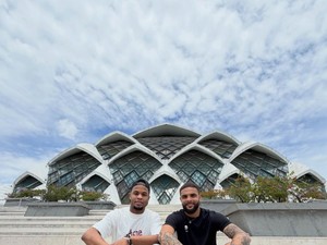 Menilik Arsitektur Masjid Al Jabbar yang Bikin Kurzawa Terpesona