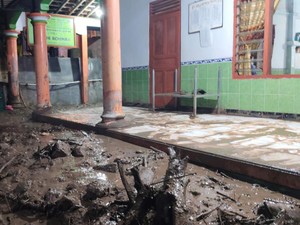 Longsor-Banjir di Ngawen Gunungkidul, Puluhan Warga Mengungsi