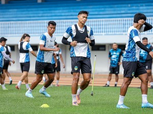 PSIM Jamu Persijap, Van Gastel Optimistis Bakal Selamat dari Zona Degradasi