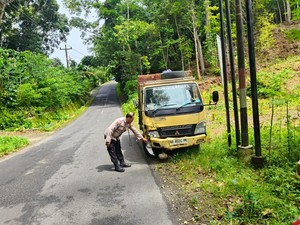 Truk Tabrak Pemotor Bonceng 3 di Gunungkidul, 1 Orang Tewas