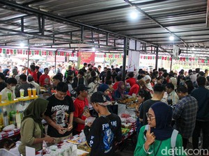 Video: Mengintip Gurihnya Bisnis Takjil di Pasar Benhil