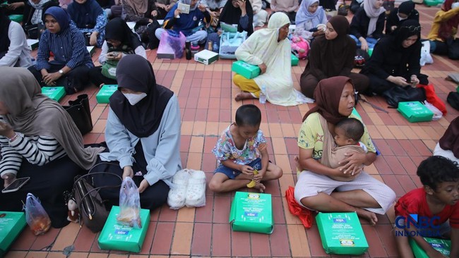 Jadwal Magrib Buka Puasa Jabodetabek Hari Ini, Selasa 24 Februari 2026