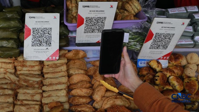 Gara-Gara Orang Ini, Warga Indonesia Buka Puasa Makan Gorengan