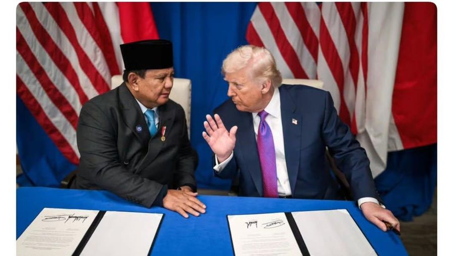 Presiden Prabowo Subianto dan Presiden AS Donald Trump resmi menandatangani tarif perdagangan resiprokal kedua negara. Salah satu isinya ialah mengenakan tarif dagang 0% untuk sejumlah produk, Kamis (19/2/2026). (Dok. Media Sosial Sekretariat Kabinet)